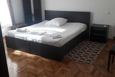 پانسیون Merabi Guest House