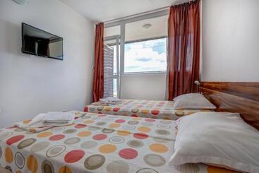 هتل آپارتمان Saint George Hotel 1