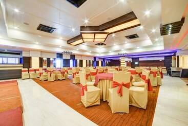 Capital O 507 Hotel Makalu