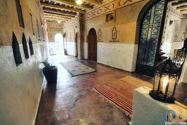 هتل Auberge La Fibule Du Dades