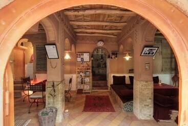 هتل Auberge La Fibule Du Dades