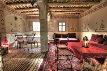 هتل Auberge La Fibule Du Dades