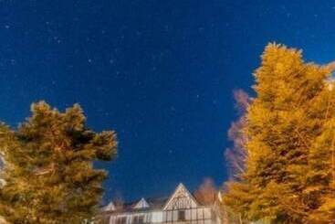 پانسیون Resort Inn Bon Chic