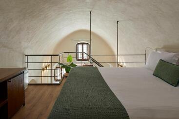 Winery Hotel 1870