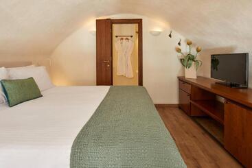 Winery Hotel 1870