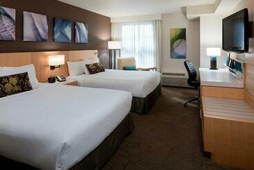 Delta Hotels By Marriott Grand Okanagan Resort