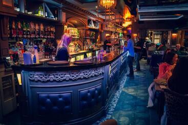 هتل Anchorage Inn