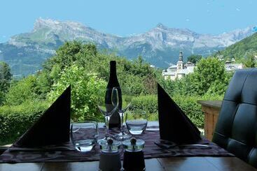 هتل Chalet Liberty Mont Blanc