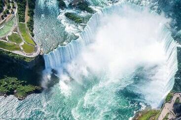 هتل Country Inn & Suites By Radisson, Niagara Falls, On