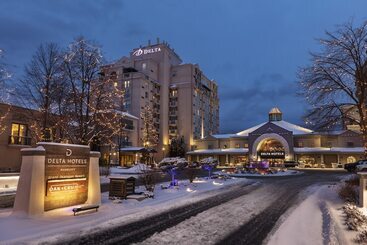 Delta Hotels By Marriott Grand Okanagan Resort