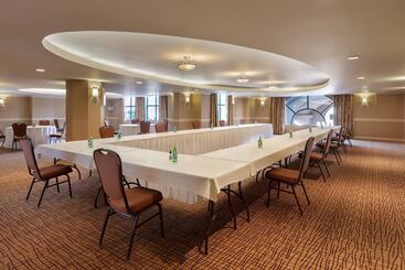 Delta Hotels By Marriott Grand Okanagan Resort