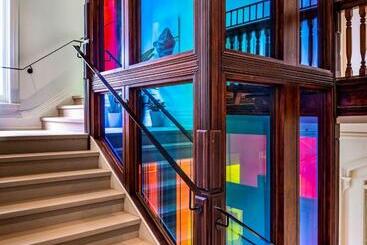 هتل Gladstone House