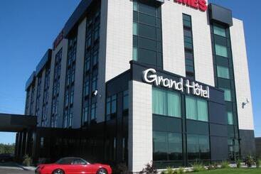 هتل Grand Times