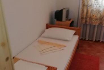 בית מלון כפרי Guest Accommodation Licka Kapa