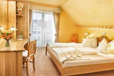 فندق Kraners Alpenhof Bio Bed And Breakfast Pension