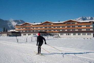 Elaya Hotel Steinplatte Ehemals Kuhotel By Rilano
