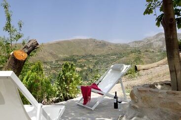 هتل روستایی La Almunia Del Valle
