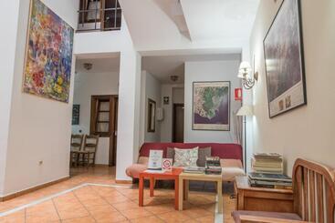 Hotel Morales