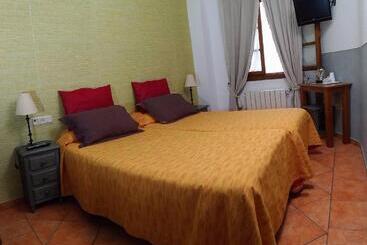 Hotel Morales