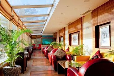 هتل Park Inn By Radisson Al Khobar