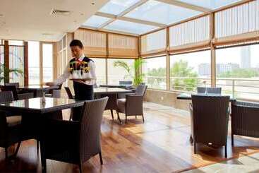 هتل Park Inn By Radisson Al Khobar