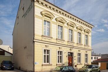 هتل Pension Fontana Svitavy