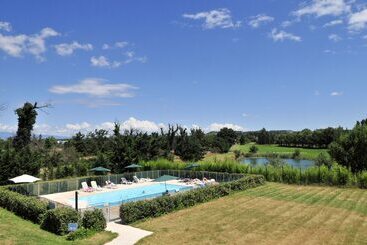 Residhotel Golf Grand Avignon