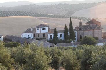 هتل روستایی Cortijo Del Marques