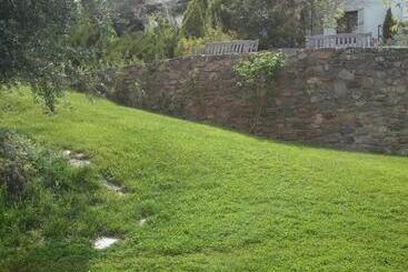 هتل روستایی La Almunia Del Valle