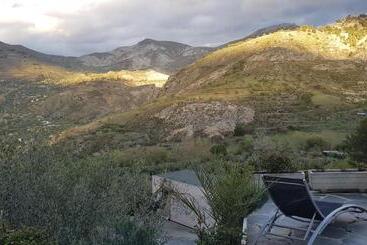 هتل روستایی La Almunia Del Valle