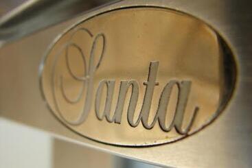 هتل Santa