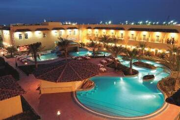 هتل The Convention Center & Royal Suites