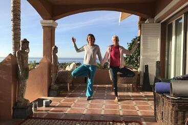 호텔 The Marbella Heights Boutique