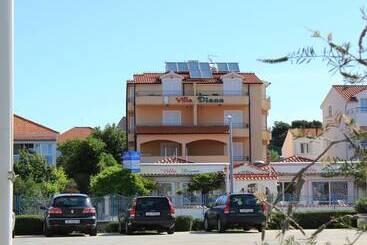 هتل Villa Diana