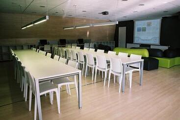 استراحتگاه Campus Cerdanya