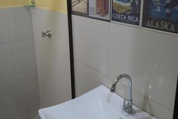 پانسیون Iguassu Eco Hostel   Iguassuecohostel   Eco Suítes