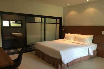 هتل Anattaya Holiday Home