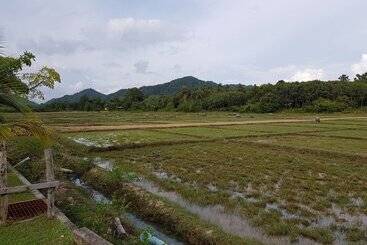 هتل Anattaya Holiday Home
