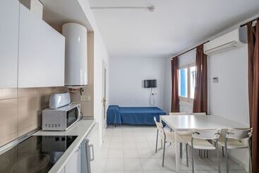 Apartaments Monjardí