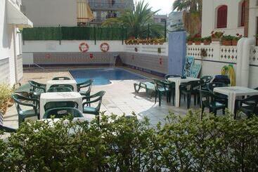 Casablanca Suites Adults Only