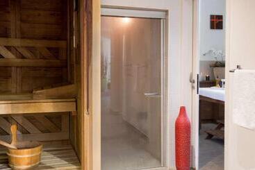 ホテル Abbaye Des Capucins Spa & Resort
