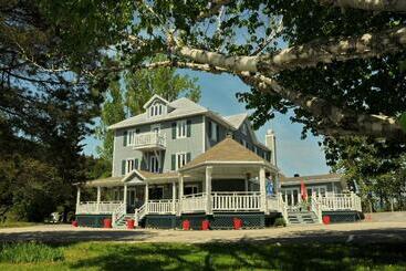 هتل Auberge Beausejour