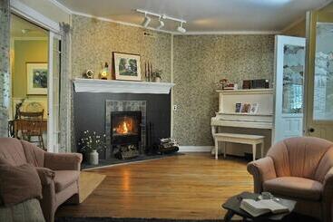 هتل Auberge Beausejour