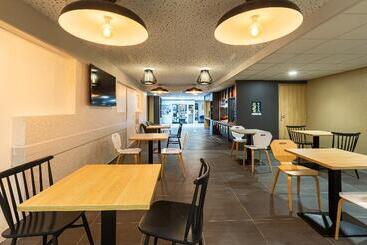 هتل B&b Hôtel Angers Parc Expos