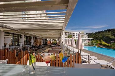 هتل Best Western Plus Ajaccio Amiraute