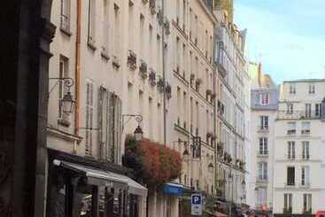 Boutique Hotel De La Place Des Vosges