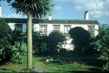 בית מלון כפרי Casa Das Calhetas   Turismo De Habitação