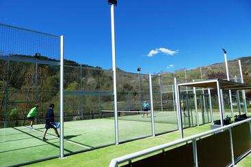 هتل Càmping Vall De Camprodon