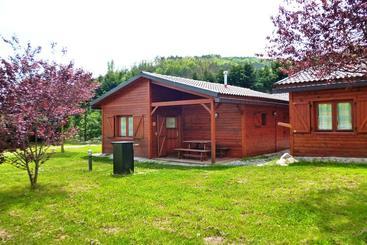 هتل Càmping Vall De Camprodon