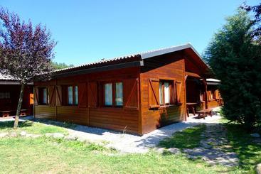هتل Càmping Vall De Camprodon